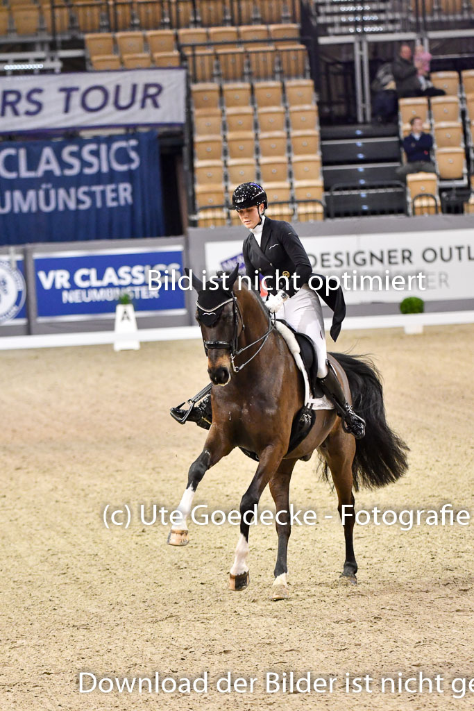 VR Classics Neumünster 2024 | Juliane Brunkhorst - Diamante negro 041 