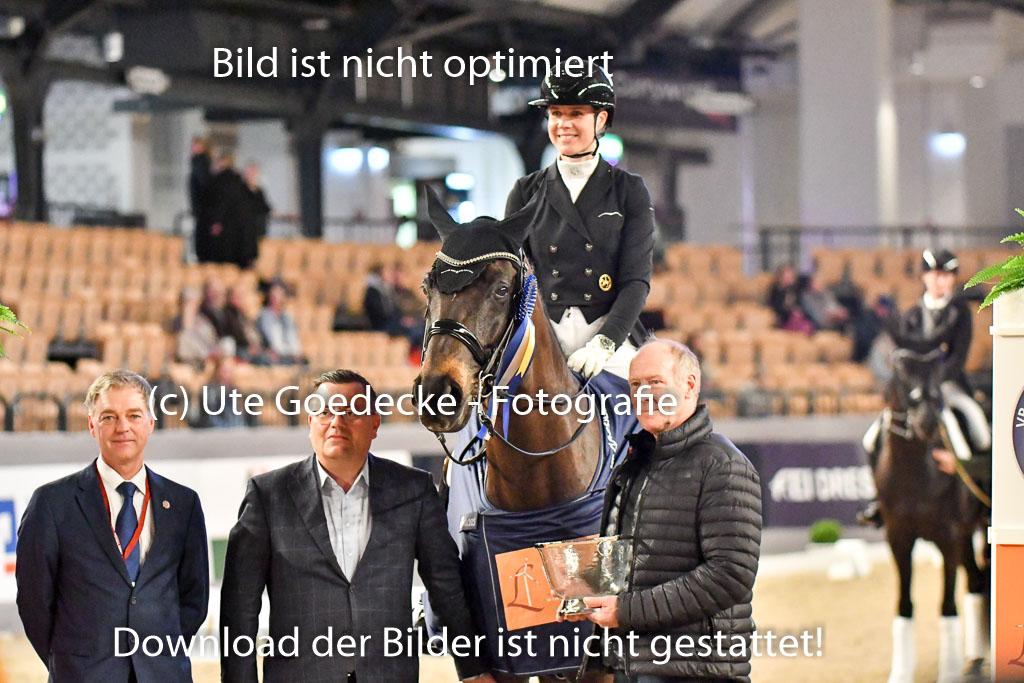 VR Classics Neumünster 2024 | Siegerehrung Prix St Georges_11