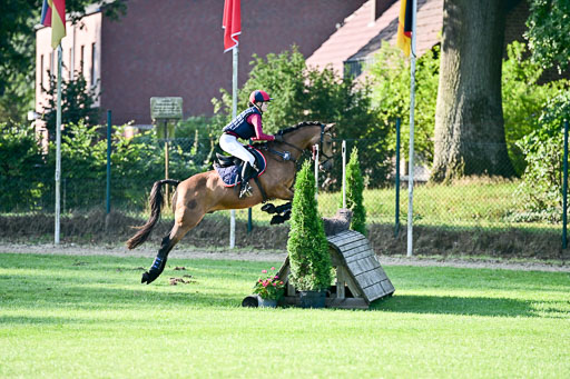 Bundesnachwuchschampionat Vielseitigkeit 2025 | Pony Gelände 100825 _193 