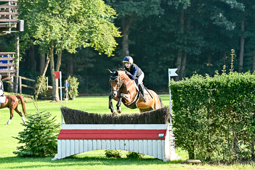 Bundesnachwuchschampionat Vielseitigkeit 2025 | Pony Gelände 100825 _324 