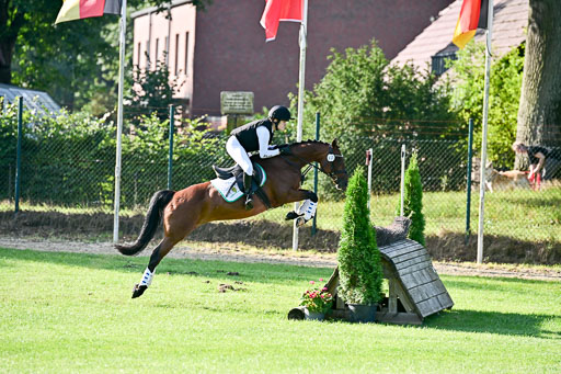 Bundesnachwuchschampionat Vielseitigkeit 2025 | Pony Gelände 100825 _389 