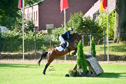 Bundesnachwuchschampionat Vielseitigkeit 2025 | Pony Gelände 100825 _490 