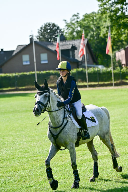 Bundesnachwuchschampionat Vielseitigkeit 2025 | Pony Gelände 100825 _685 