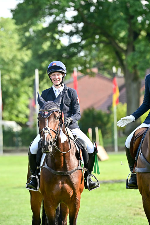 10082025-Siegerehrung-Pferde-_019.jpg