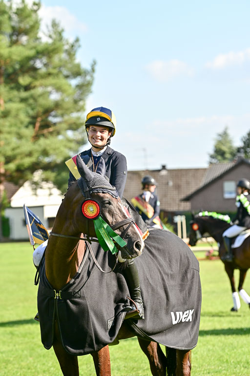 Bundesnachwuchschampionat Vielseitigkeit 2025 | 10082025 Siegerehrung Pferde _061 
