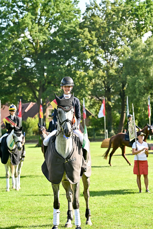 Bundesnachwuchschampionat Vielseitigkeit 2025 | 10082025 Siegerehrung Pferde _110 