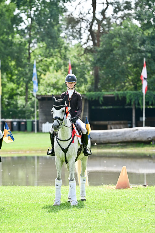 Bundesnachwuchschampionat Vielseitigkeit 2025 | 100825 Siegerehrung Pony _013 
