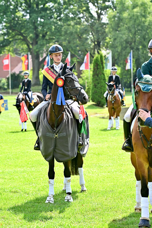 Bundesnachwuchschampionat Vielseitigkeit 2025 | 100825 Siegerehrung Pony _018 