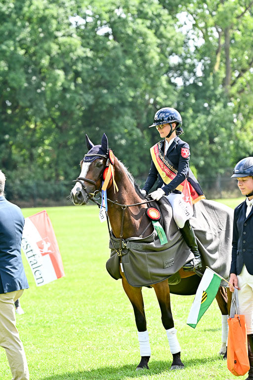 Bundesnachwuchschampionat Vielseitigkeit 2025 | 100825 Siegerehrung Pony _021 