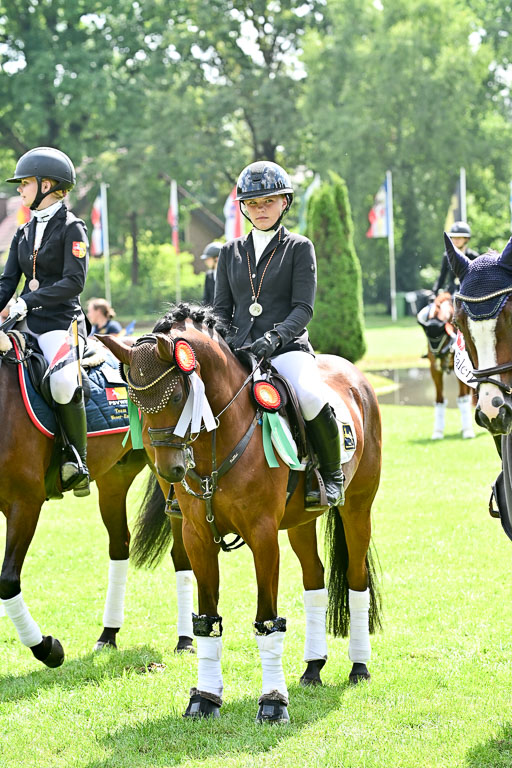 Bundesnachwuchschampionat Vielseitigkeit 2025 | 100825 Siegerehrung Pony _026 