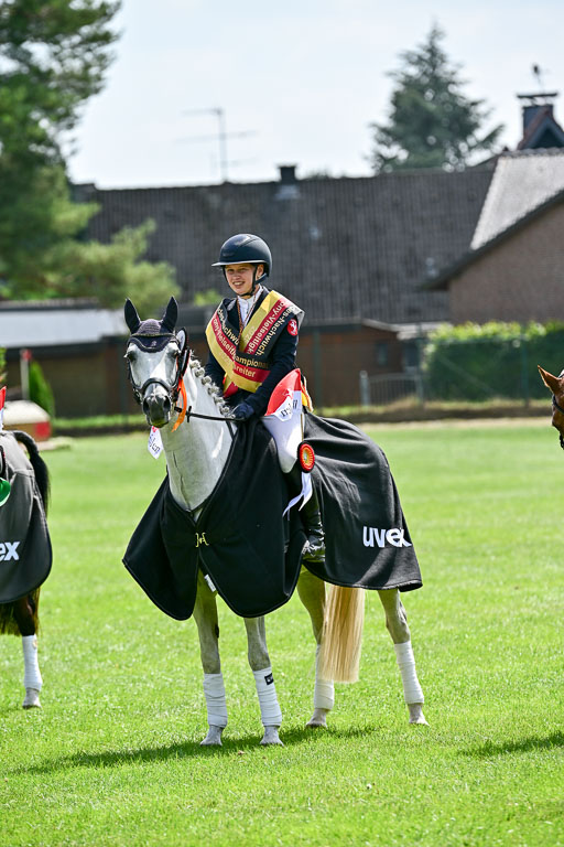 100825-Siegerehrung-Pony-_049.jpg