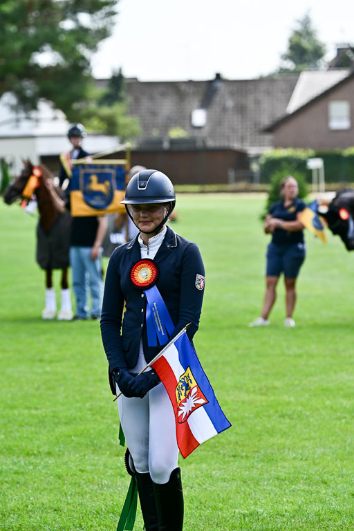 Bundesnachwuchschampionat Vielseitigkeit 2025 | 100825 Siegerehrung Pony _060 