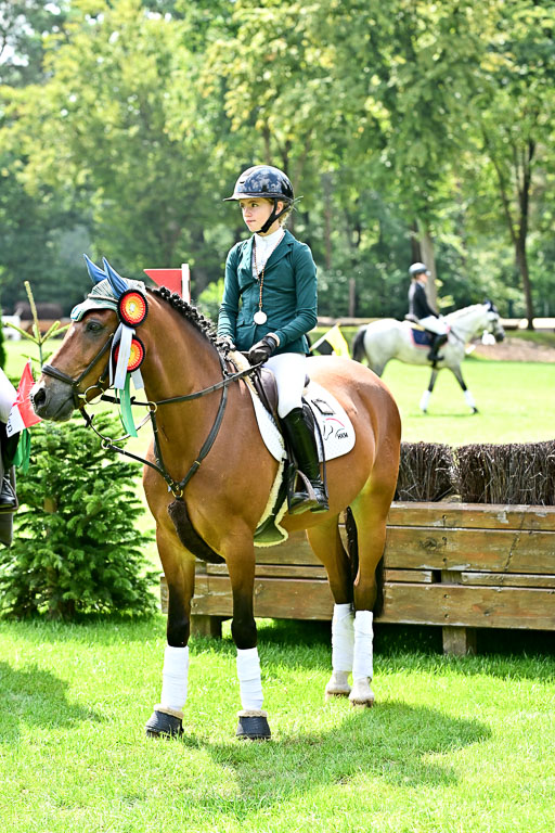 Bundesnachwuchschampionat Vielseitigkeit 2025 | 100825 Siegerehrung Pony _068 