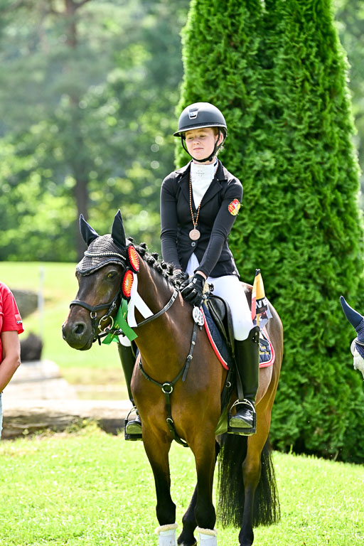 Bundesnachwuchschampionat Vielseitigkeit 2025 | 100825 Siegerehrung Pony _074 