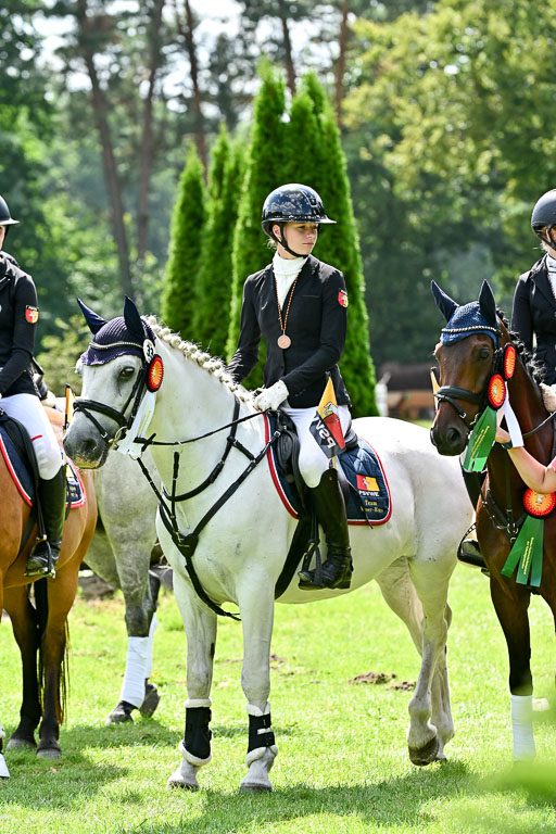 Bundesnachwuchschampionat Vielseitigkeit 2025 | 100825 Siegerehrung Pony _076 