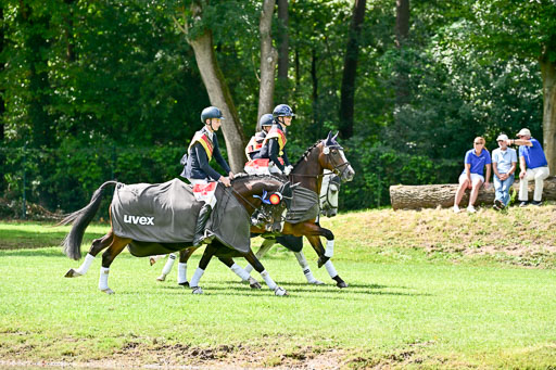 Bundesnachwuchschampionat Vielseitigkeit 2025 | 100825 Siegerehrung Pony _079 