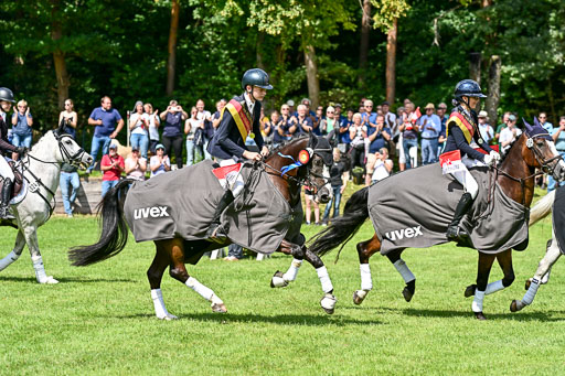 Bundesnachwuchschampionat Vielseitigkeit 2025 | 100825 Siegerehrung Pony _082 