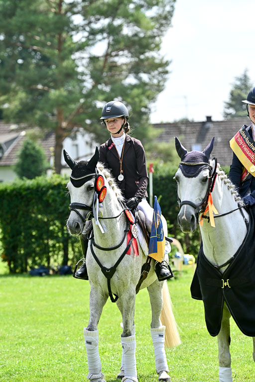 Bundesnachwuchschampionat Vielseitigkeit 2025 | 100825 Siegerehrung Pony _097 