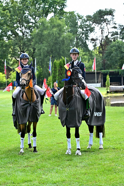 Bundesnachwuchschampionat Vielseitigkeit 2025 | 100825 Siegerehrung Pony _102 