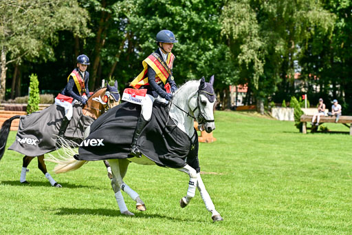 Bundesnachwuchschampionat Vielseitigkeit 2025 | 100825 Siegerehrung Pony _107 
