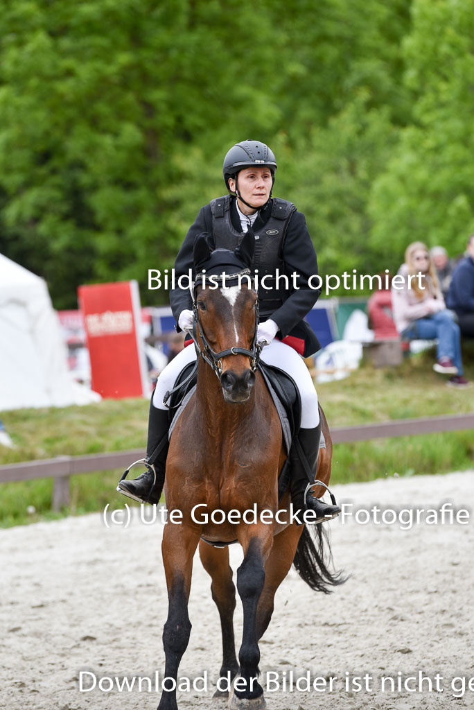  | 17052025 E Springen _280 