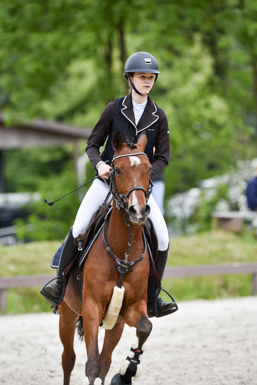  | 17052025 E Springen _240 