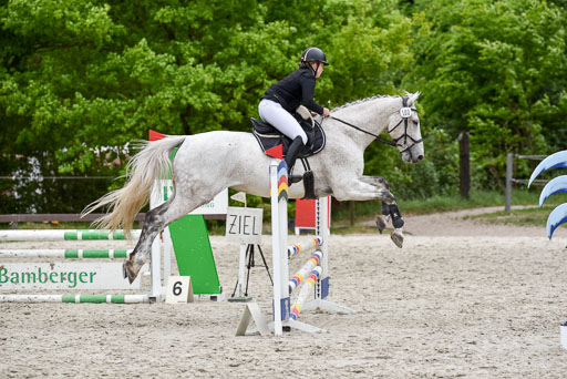  | 17052025 E Springen _251 