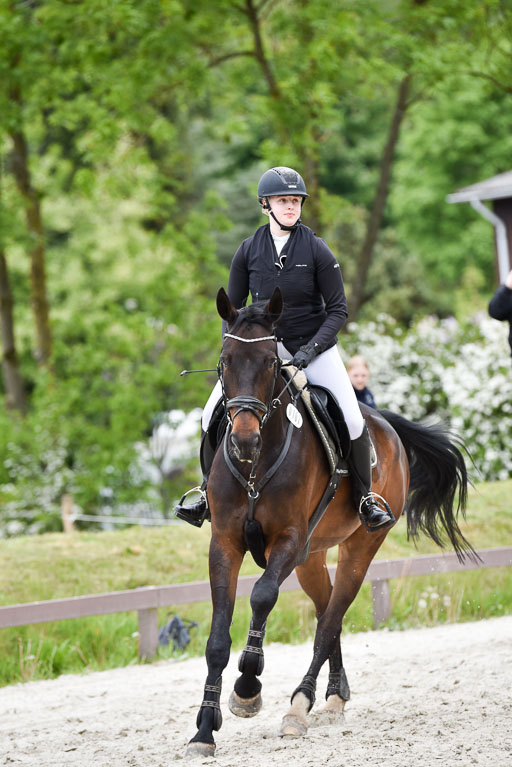  | 17052025 E Springen _270 