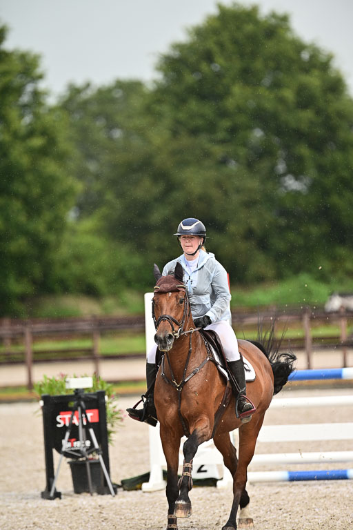 Klein Offenseth  - Hengststation Hell  am 27.07.2025 | 27072025 alle Prüfungen_036 