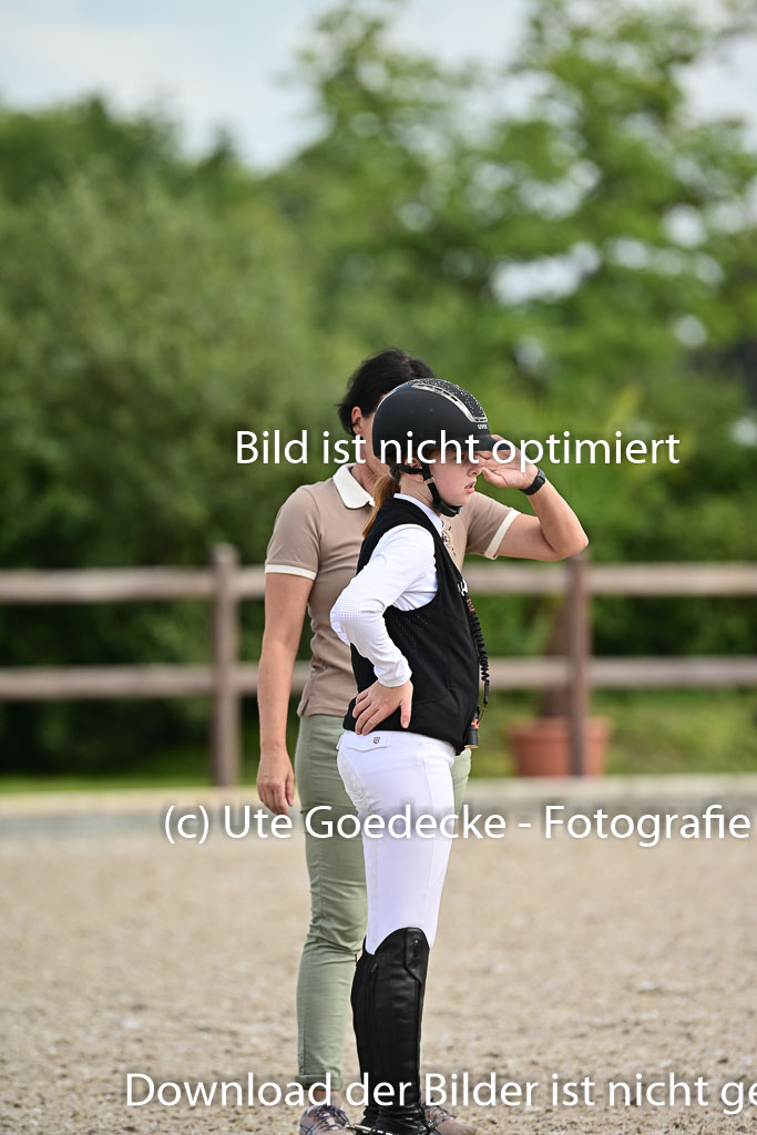 Klein Offenseth  - Hengststation Hell | 26072025 A Springen _008 
