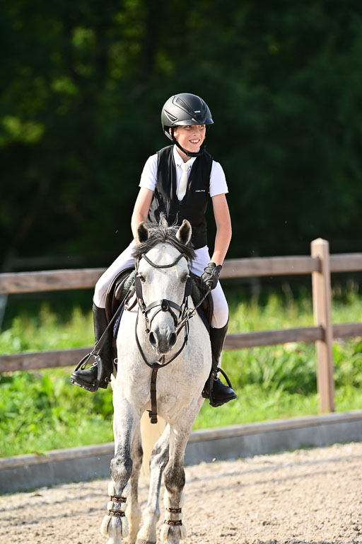 Klein Offenseth  - Hengststation Hell | 26072025 A Springen _225 