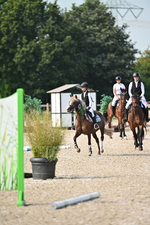 Klein Offenseth  - Hengststation Hell | 26072025 A Springen _263 