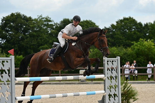 Klein Offenseth  - Hengststation Hell | 26072025 M++ Springen _28 