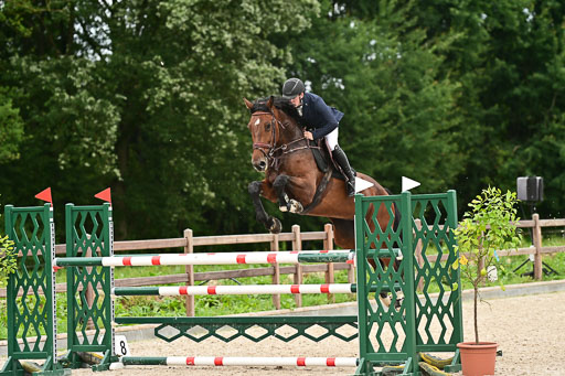 Klein Offenseth  - Hengststation Hell | 26072025 M++ Springen _48 