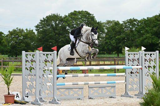 Klein Offenseth  - Hengststation Hell | 26072025 M++ Springen _51 