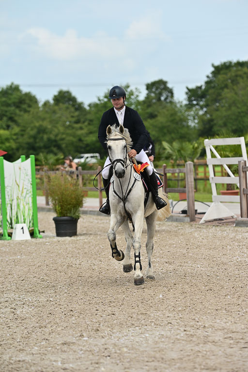 Klein Offenseth  - Hengststation Hell | 26072025 M++ Springen _62 