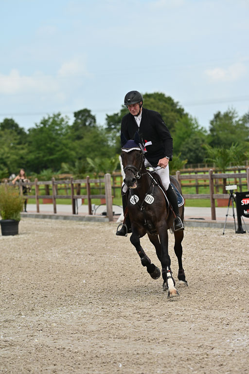 Klein Offenseth  - Hengststation Hell | 26072025 M++ Springen _64 