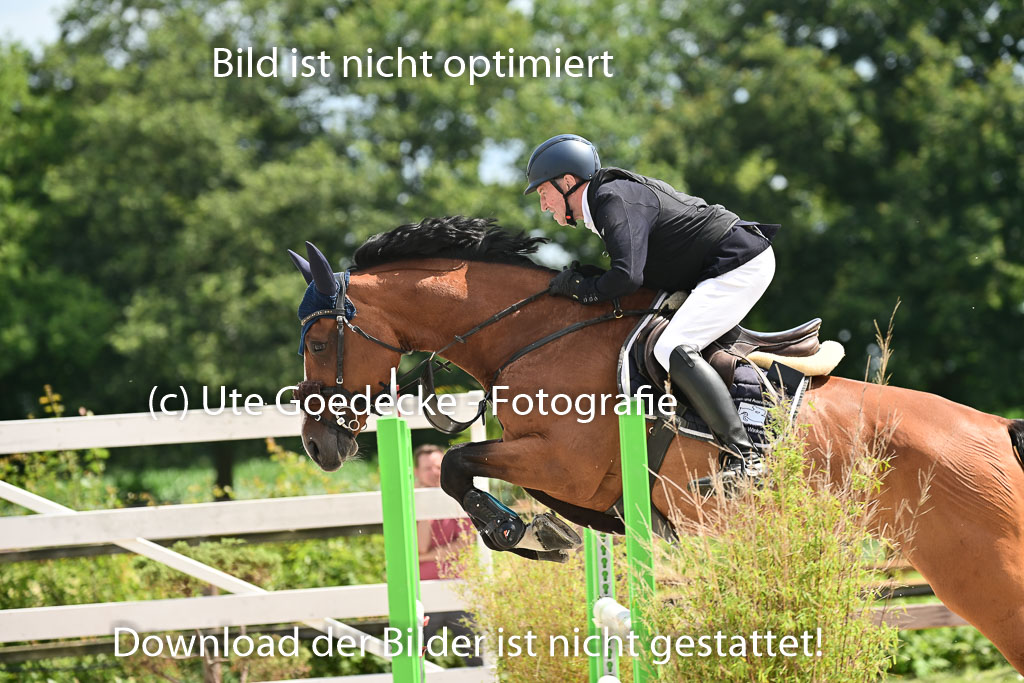 Klein Offenseth  - Hengststation Hell | 26072025 M+ Springen _154 