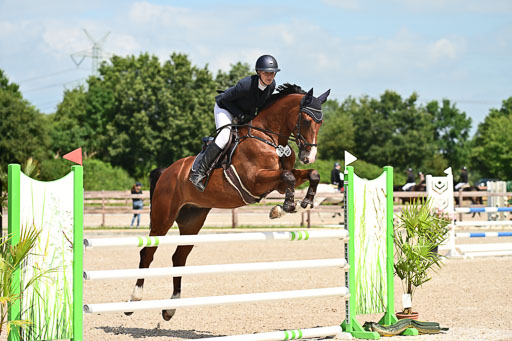 Klein Offenseth  - Hengststation Hell | 26072025 M+ Springen _019 