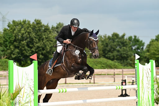 Klein Offenseth  - Hengststation Hell | 26072025 M+ Springen _138 