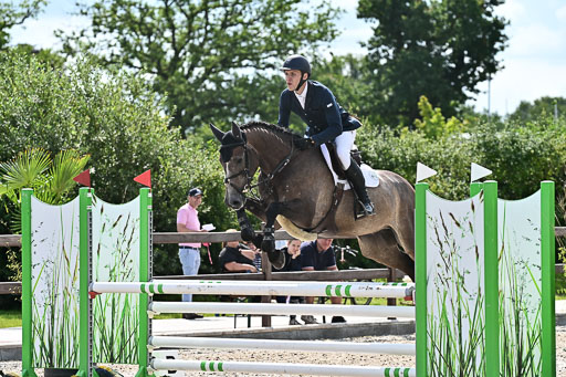 Klein Offenseth  - Hengststation Hell  28.07.2025 | 28072025 Springpferde A_051 