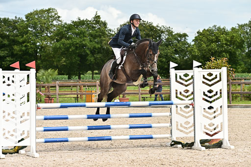 Klein Offenseth  - Hengststation Hell am 28.7.25 | 28072025 Springpferde L _120 