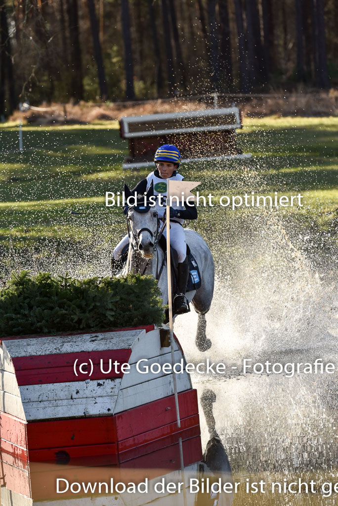  | Caspian 15 -   Louise ROMEIKE (SWE_18 