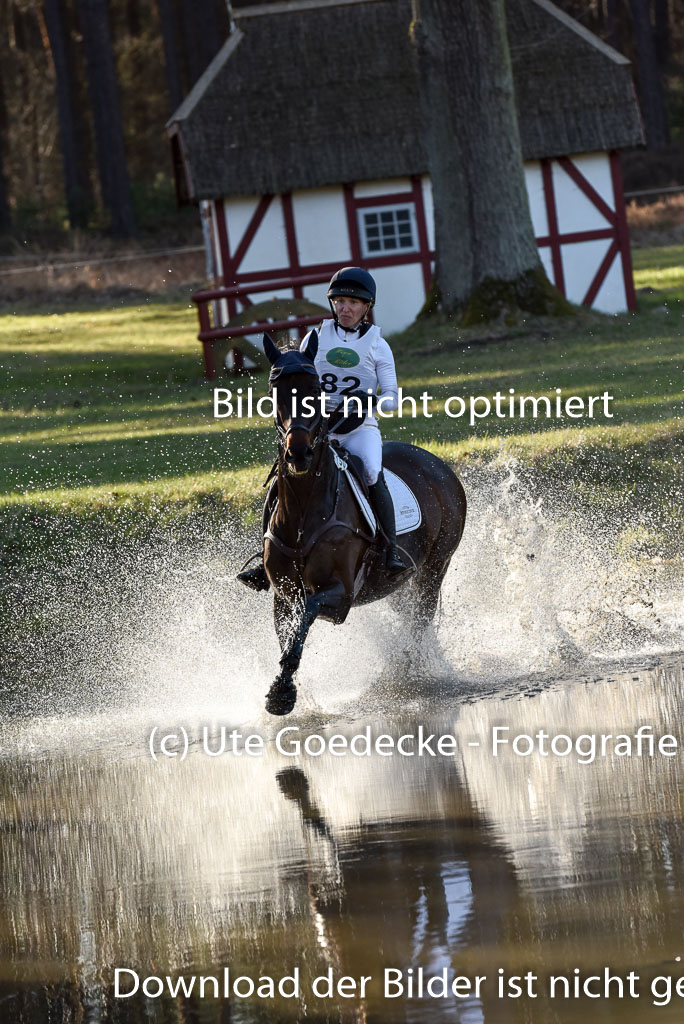  | Little Caterpillar  -- Anna HAAG (GER)_06 