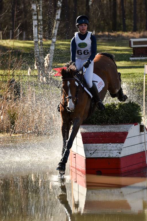  | Canna There He Is  -- Anne KOK (NED)_07 