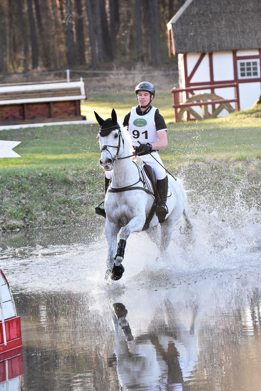  | Caspara 6 --  Konstantin HARTING (GER)_09 