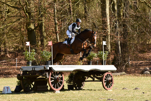  | Comaan  --- Alina DIBOWSKI (GER)_1 