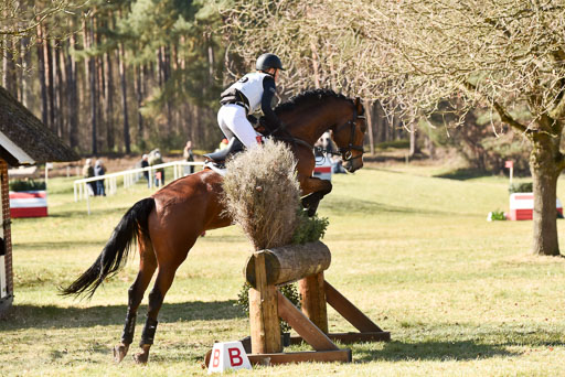  | Comaan  --- Alina DIBOWSKI (GER)_2 