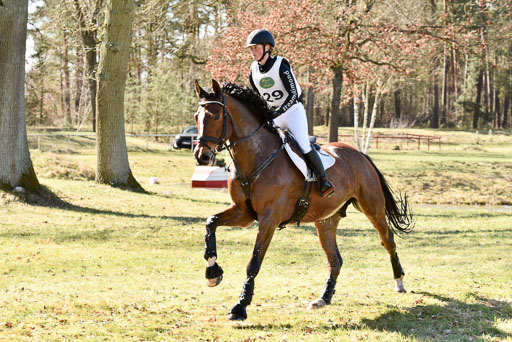  | Comaan  --- Alina DIBOWSKI (GER)_4 