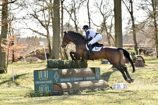  | Crystal Barney  --- Noémi Viola DOERFER (HUN) 2_3 